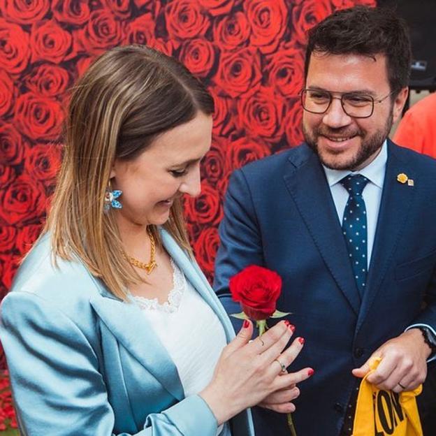 Pere Aragonès, presidente de la Generalitat., con su pareja. 