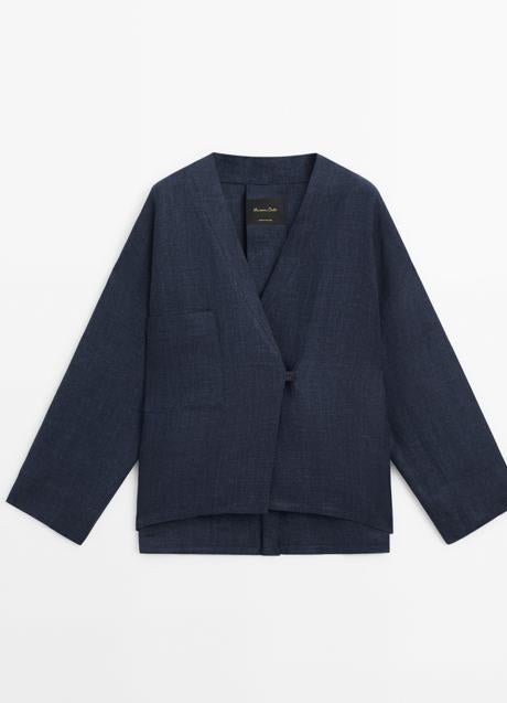 Chaqueta kimono de Massimo Dutti (89,99 euros)