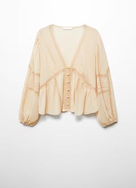 Blusa con bordados de Mango (39,99 euros)