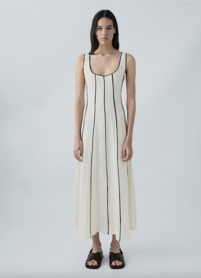 Vestido midi de Massimo Dutti, 99.95 euros.