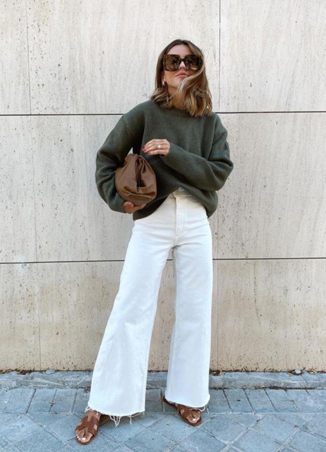 La influencer Alexandra Pereira con unos pantalones blancos/@alexandra.pereira