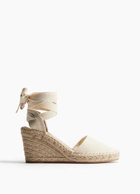 Alpargatas de esparto de H&M (29,99 euros)