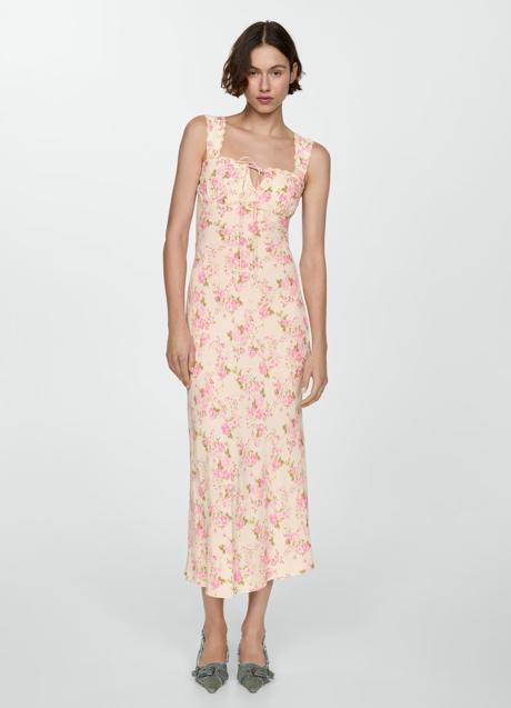 Vestido estampado con flores de Mango (35,99 euros)