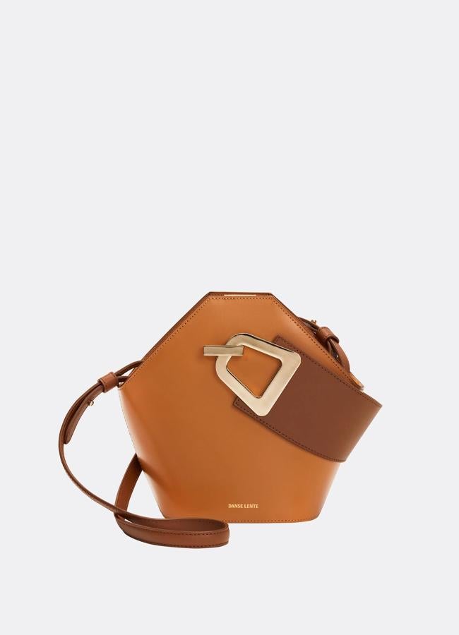 Mini Johnny Bucket Bag de Danse Lente, 219 euros.