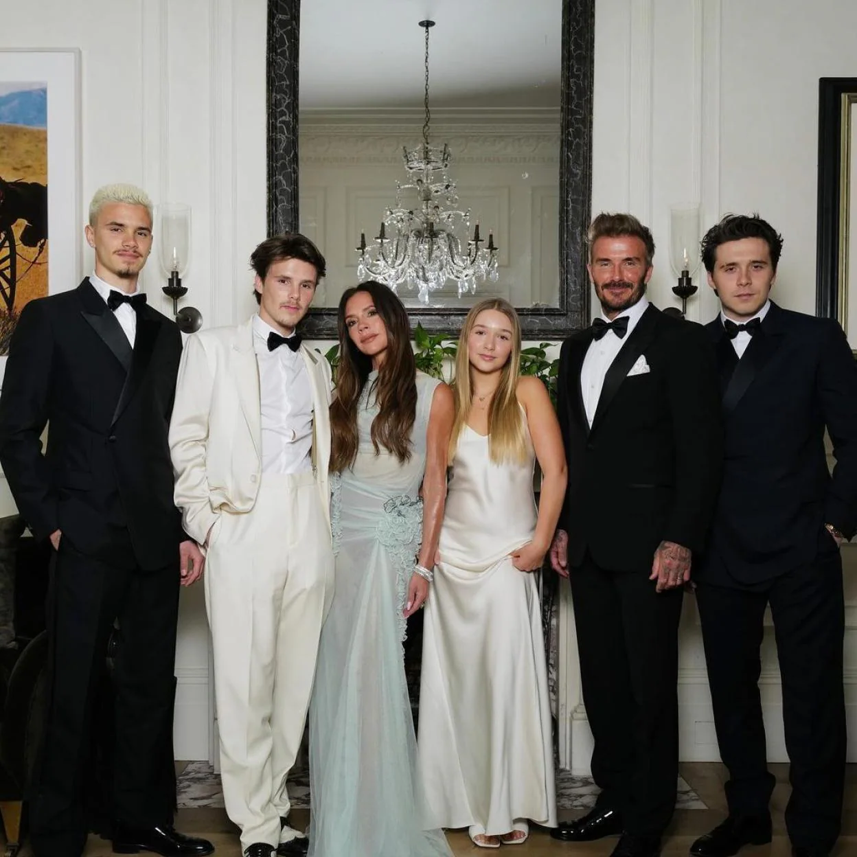 La familia Beckham en el cumpleaños de Victoria.