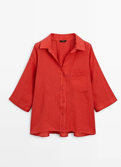 Camisa roja de Massimo Dutti (49,99 euros)