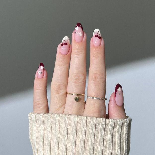 Las cherry nails son las uñas de moda para verano que causan sensación en Instagram