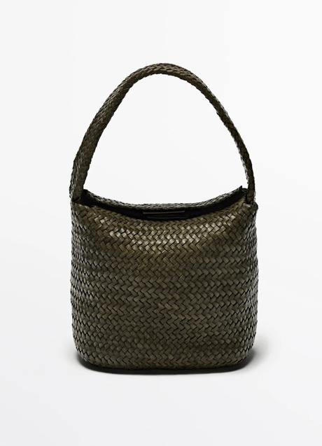 Bolso trenzado de Massimo Dutti (149 euros)