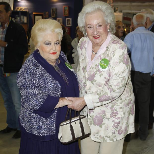 Cuqui Fierro, con su gran amiga, la infanta Pilar de Borbón. 