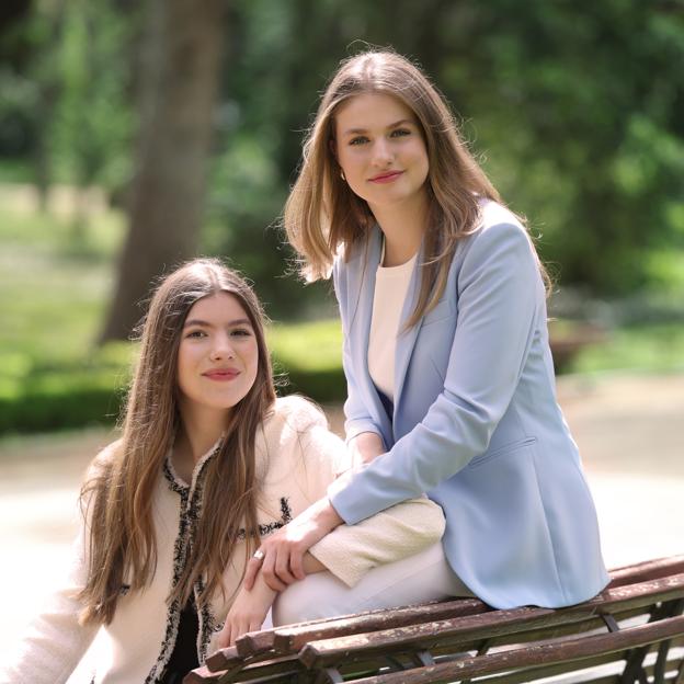 La princesa Leonor con su hermana, la infanta Sofía