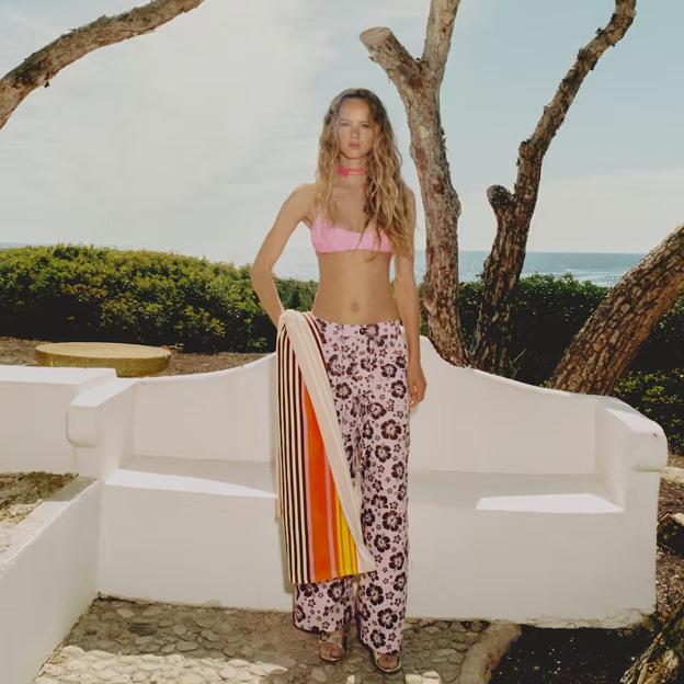 Las novedades de verano de Mango: vestidos blancos, pantalones que hacen tipazo y los primeros bikinis de la temporada