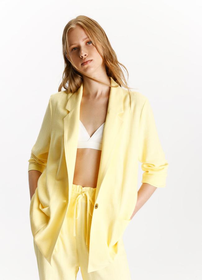 Blazer en amarillo de Lefties.