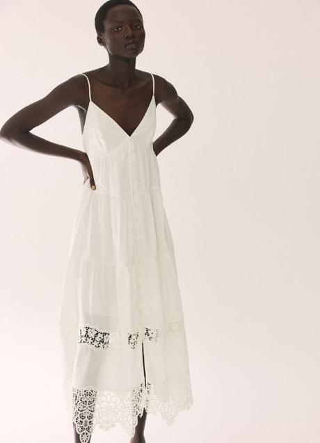 Vestido blanco de H&M (49,99 euros)