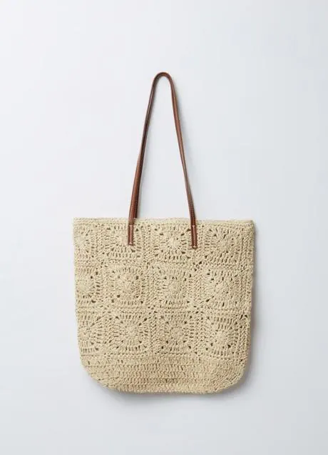 Bolso de rafia de Sfera: accesorio 100% veraniego - 17,99 euros