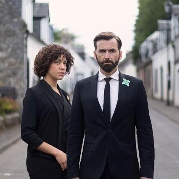 Cush Jumbo y David Tennant, protagonistas de El incendio.