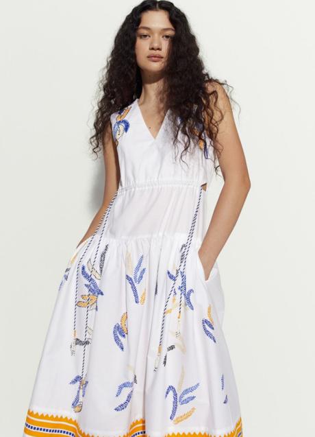 Vestido blanco de Sfera (35,99 euros)