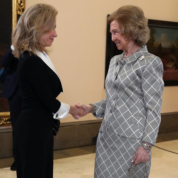 Doña Sofía de Grecia y Alicia Koplowitz en los Premios Iberoamericanos de Mecenazgo de 2020. 