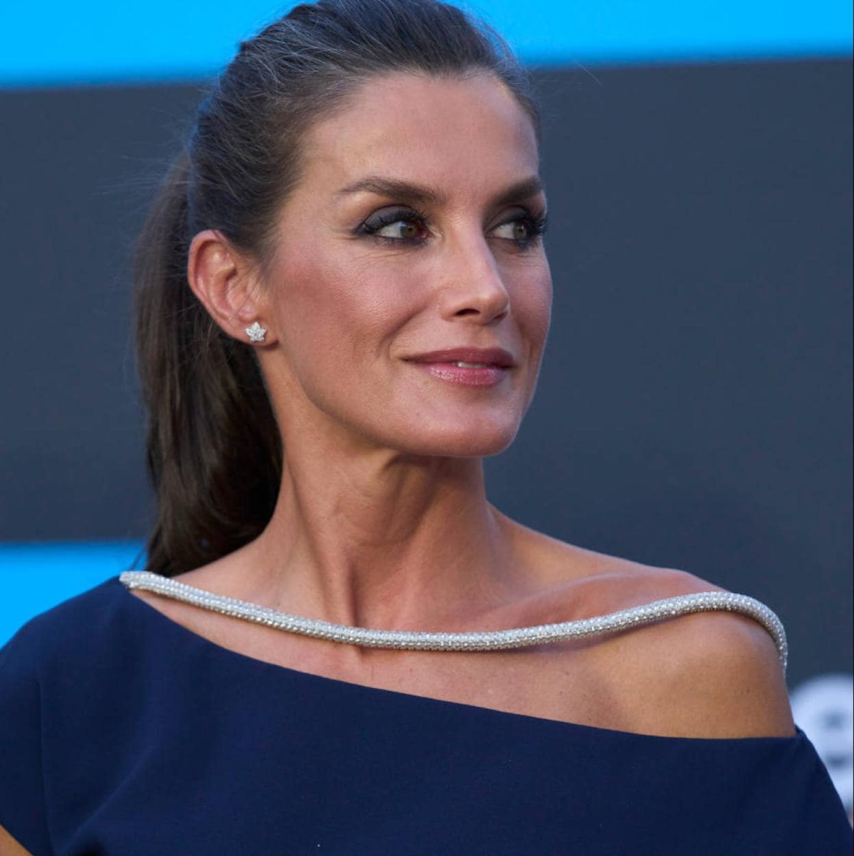 Los looks más espectaculares de la reina Letizia en los Premios Princesa de  Girona | Mujer Hoy