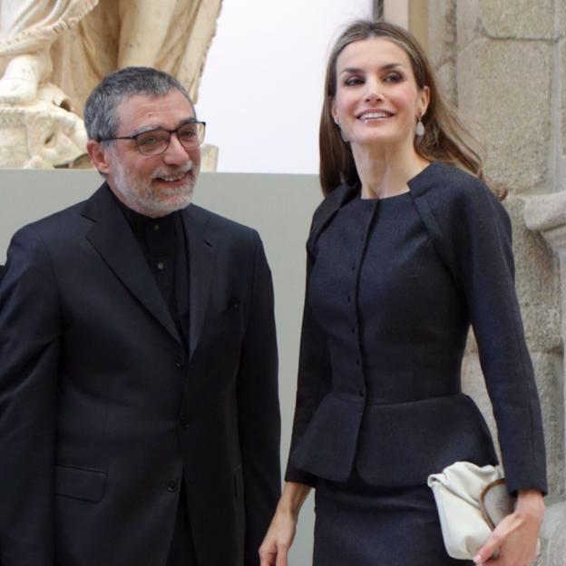 Jaume Plensa junto a Doña Letizia en los Premios Velázquez 2014. 