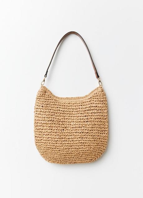 Bolso de rafia de Sfera (19,95 euros)