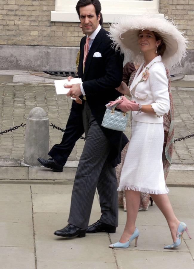 La infanta Elena en la boda de Alexia de Grecia y Carlos Morales (GTRES)