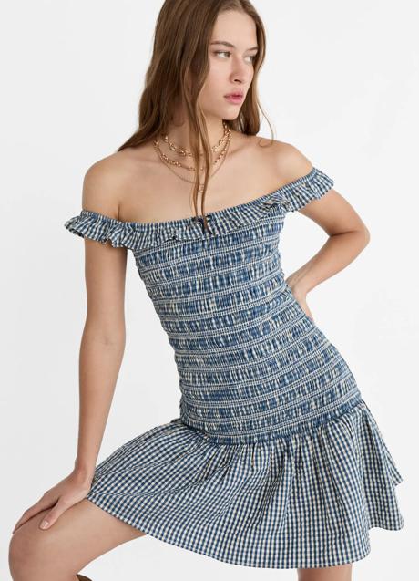 Vestido estampado de Stradivarius (35,99 euros)