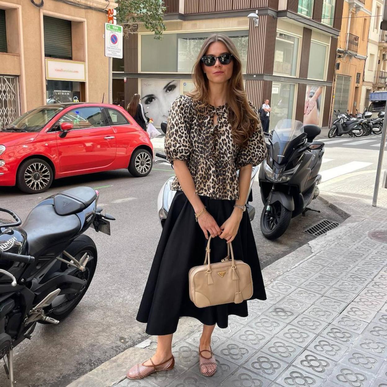 Blusas tendencia que puedes encontrar en las rebajas de Zara Mujerhoy