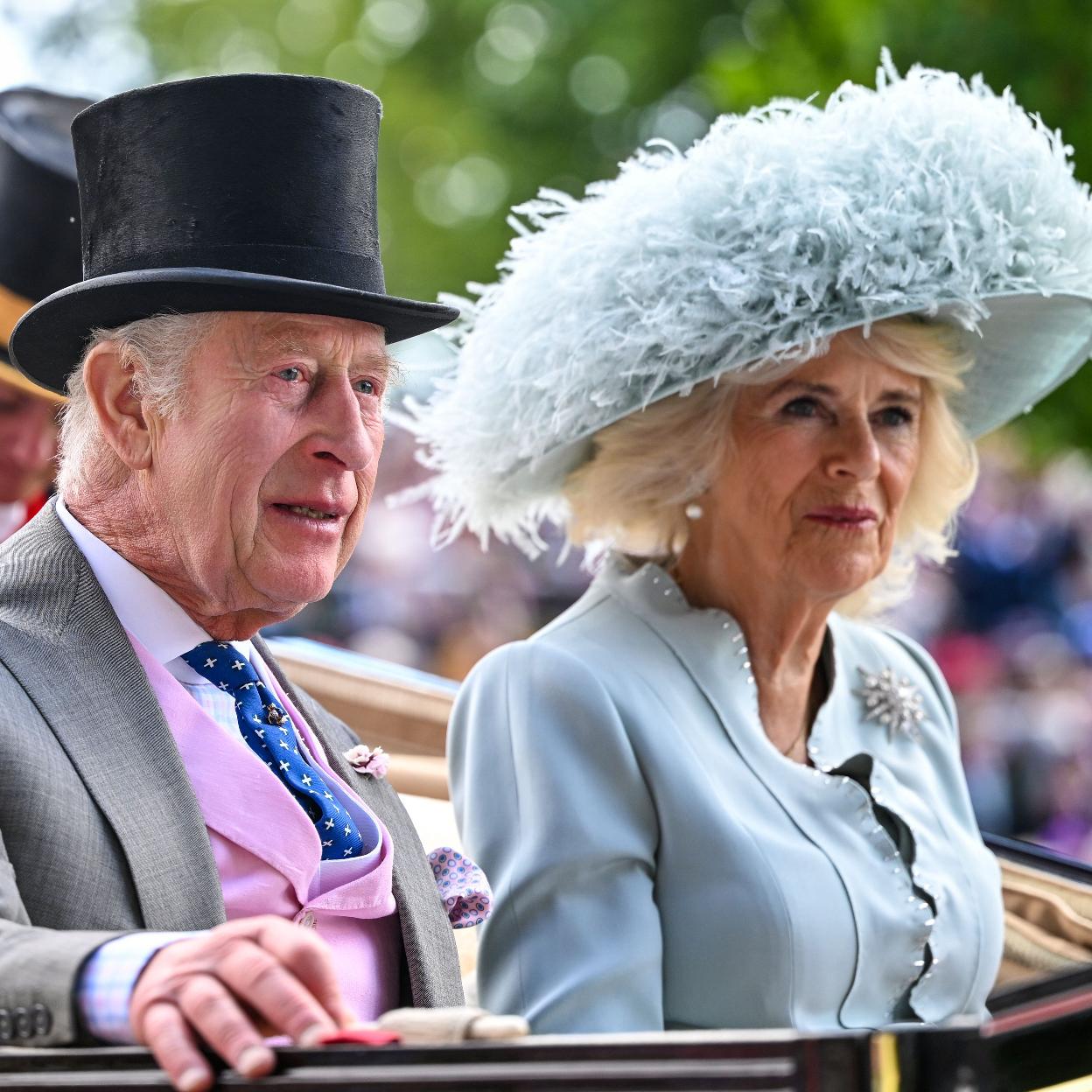 La reina Camilla y el rey Carlos III en Ascot 2024. /GTRES