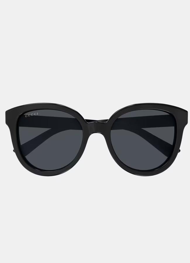 Gafas de sol en negro de Gucci.