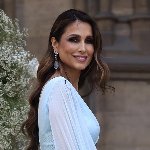 Paloma Cuevas con un vestido de Rosa Clará. 