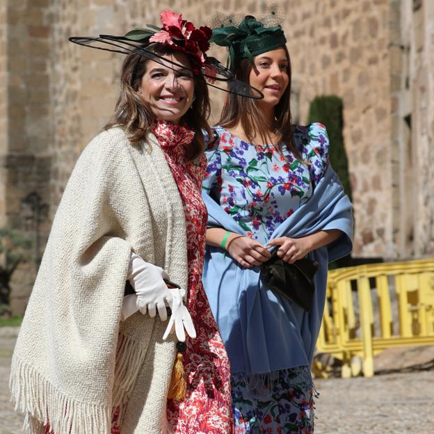 Xandra Falcó junto a su hija, Camila Carvajal, en una imagen reciente. 