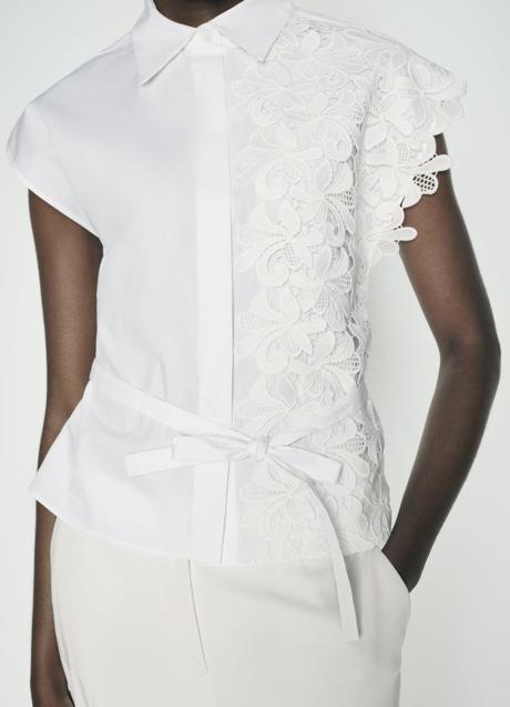 Camisa blanca de Zara (25,99 euros)