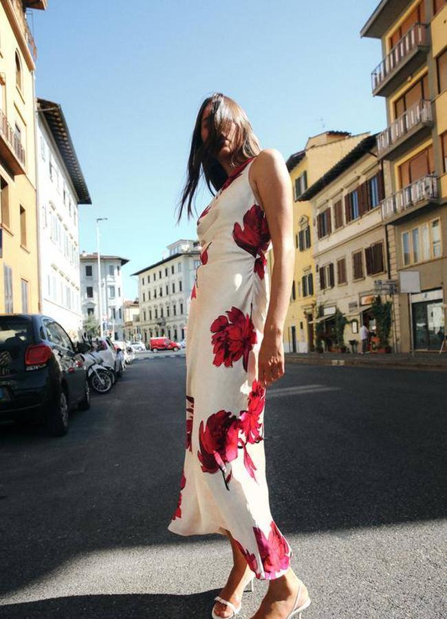 Vestido midi con estampado de flores