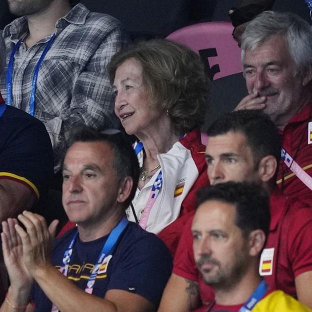 La reina Sofía anima a la selección de waterpolo.