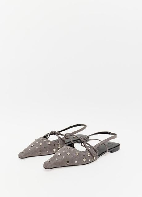 Zapatos planos de Sfera (29,99 euros)