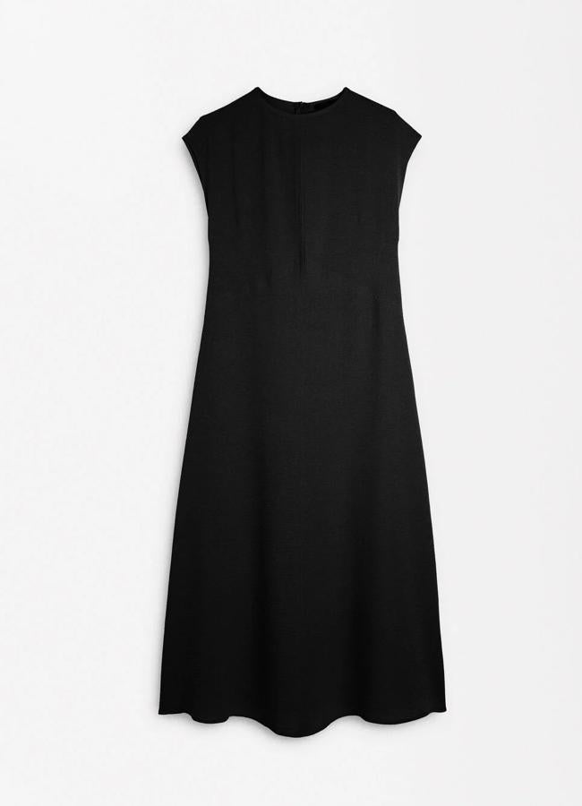 Vestido negro de Parfois, 25,99 euros.