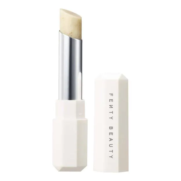 Pro Kiss'R Lip Loving Scrubstick de Fenty Skin. Precio: 17,99 euros