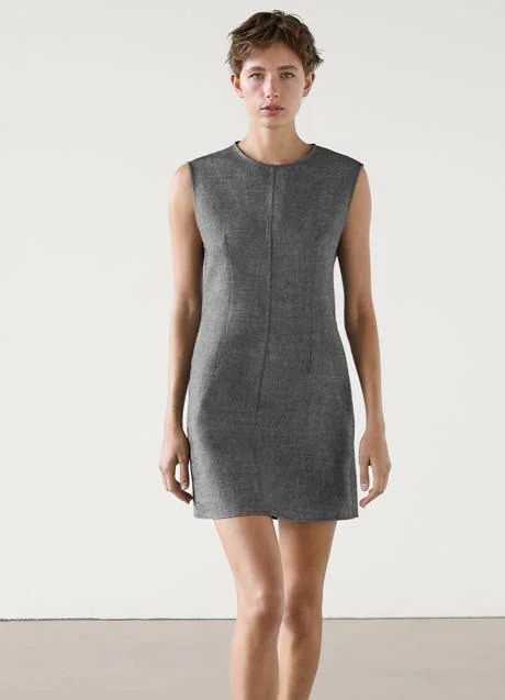 Vestido gris de Massimo Dutti (79,99 euros)