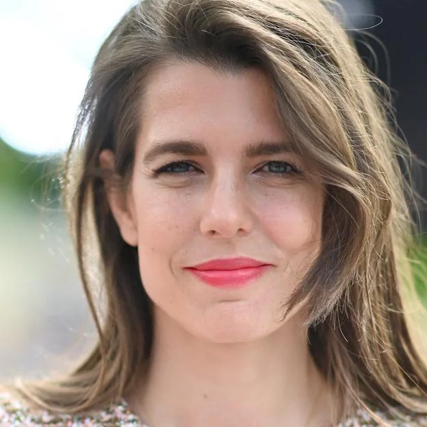 La entrevista más íntima de Carlota Casiraghi: «Cualquier madre trabajadora se siente acosada y desgarrada»