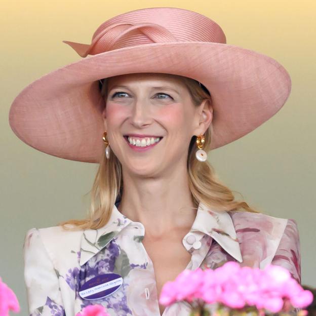 La nueva vida de Lady Gabriella Windsor, prima del rey Carlos III, seis meses después de la trágica muerte de su marido