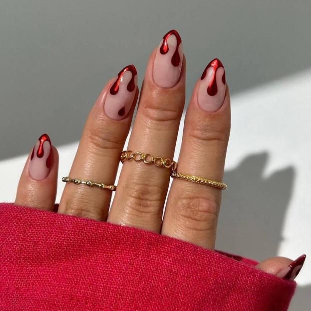 Uñas para halloween efecto sangre en las puntas