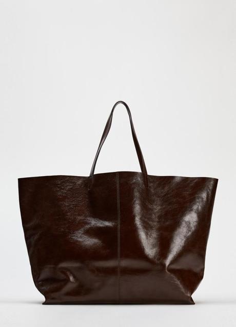 Bolso de piel de Zara (99,99 euros)