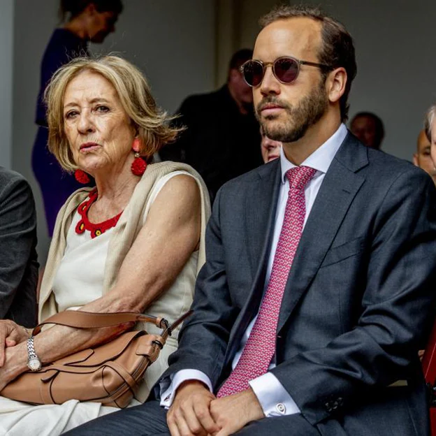 María del Carmen Cerruti, junto a su hijo Juan Zorreguieta, hermano de Máxima de Holanda. 