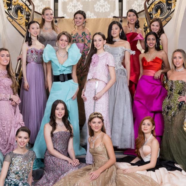 Qué es y cuándo se celebra el Baile de Debutantes de París, la exclusiva fiesta que recuerda a Los Bridgerton con una invitada española