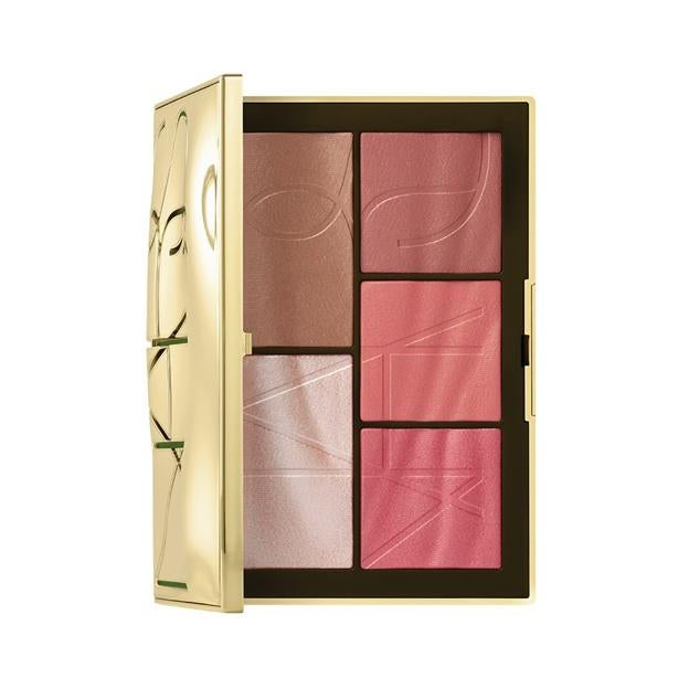 Paleta Pure Luxury Light Reflecting Cheek & Eye Palette de Nars. (65 €).