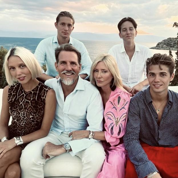 La familia real griega, con Pablo y Marie-Chantal al frente. 