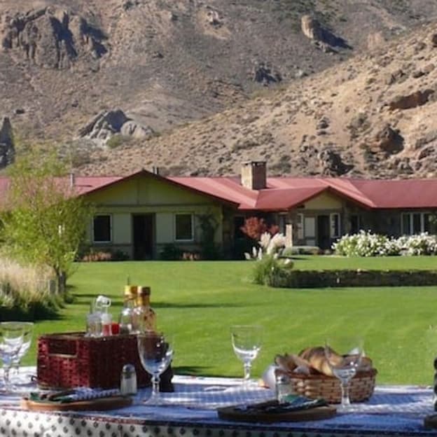 Una imagen del exterior del hotel en la Patagonia argentina. 