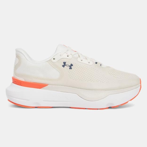 Zapatillas de color beige de Under Armour.