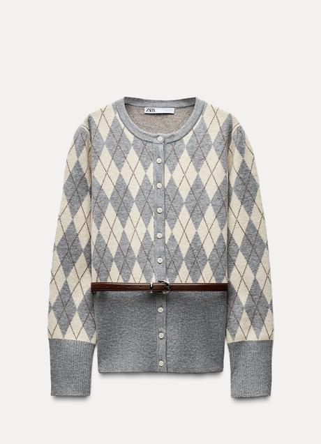 Chaqueta de rombos de Zara (29,99 euros)