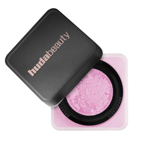 Polvos Easy Bake de Huda Beauty, los más virales. (39,90 €).